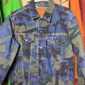 Levi’s denim jacket